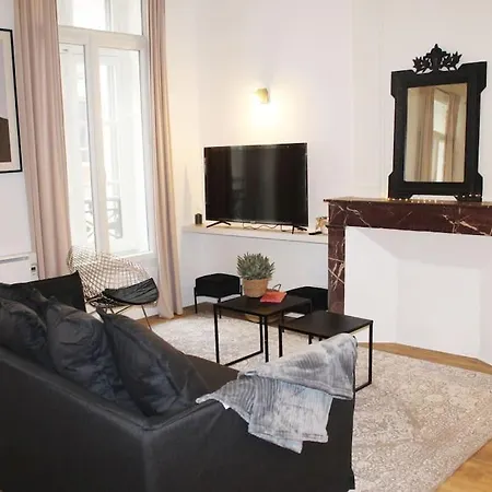 La Perle De La Republique - Au Coeur Du Centre Historique Appartamento *